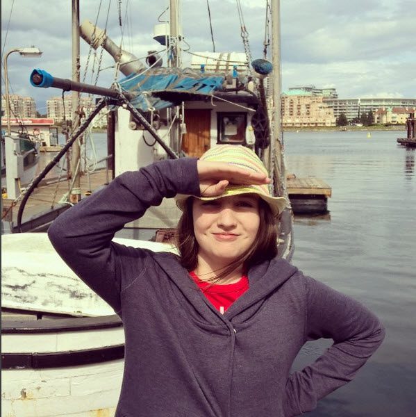 sailor girl fishermans wharf victoria bc