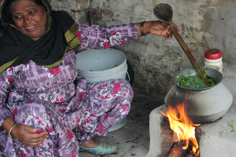 Cooking mustard in India