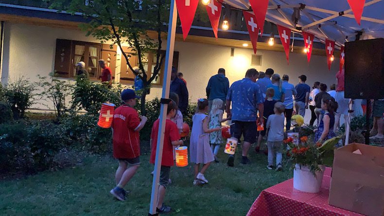 lampionumzug - children's paper lantern walk