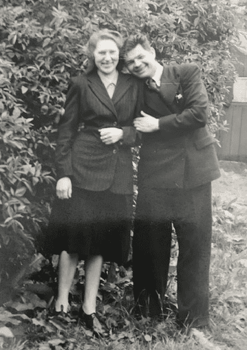 Mikhail and Lena arm in arm