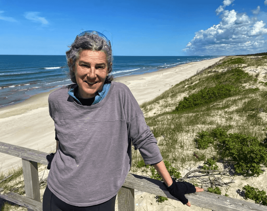 Diana Ballon at the beach